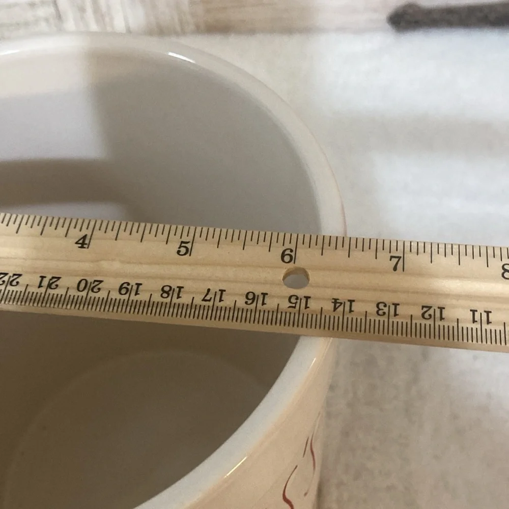 Rae Dunn Mrs. Claus’s Kitchen Crock